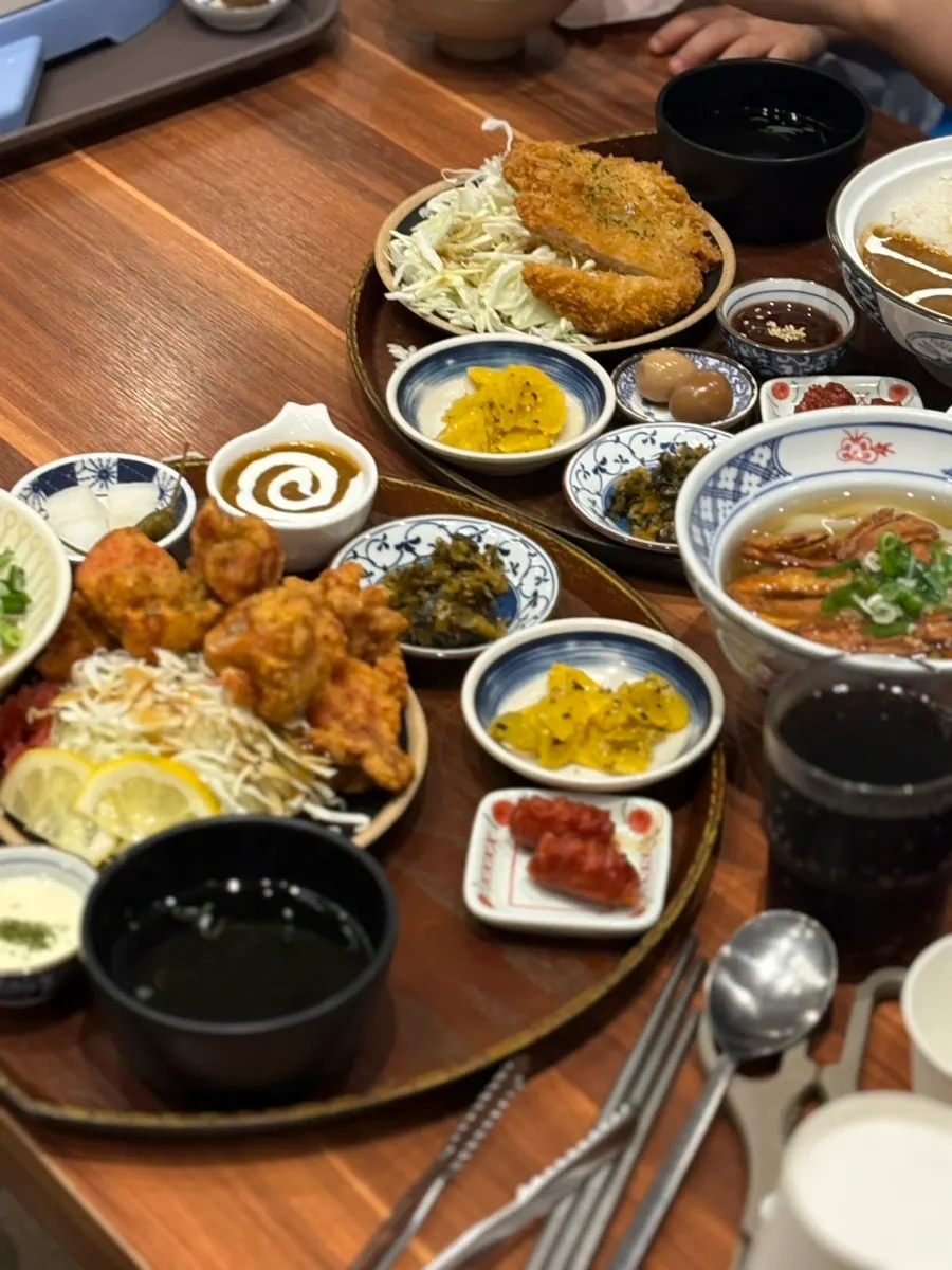속이 촉촉했던 가라아게 접시