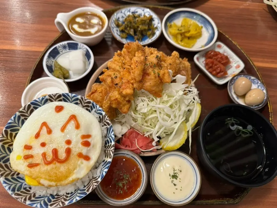 특제 명란소스를 비빈 명란덮밥