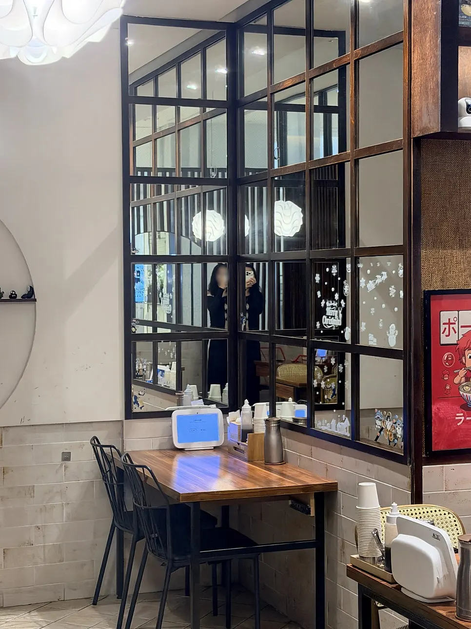Photo zone outside the Daidokoro storefront