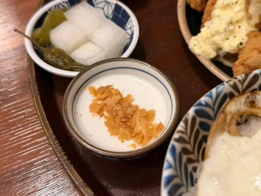 Set meal with side dishes and soup