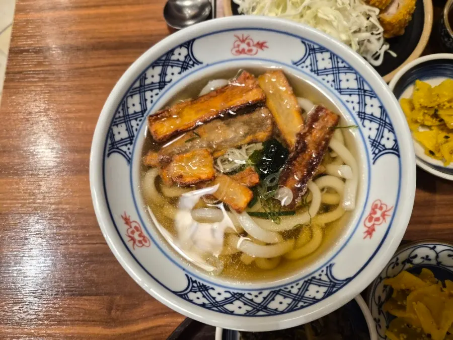 Enjoying the meal together with the udon broth