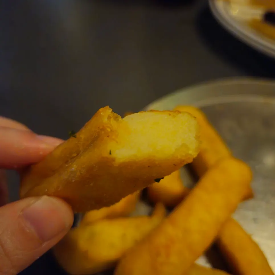 Close-up of the fries cut into 18mm-thick pieces