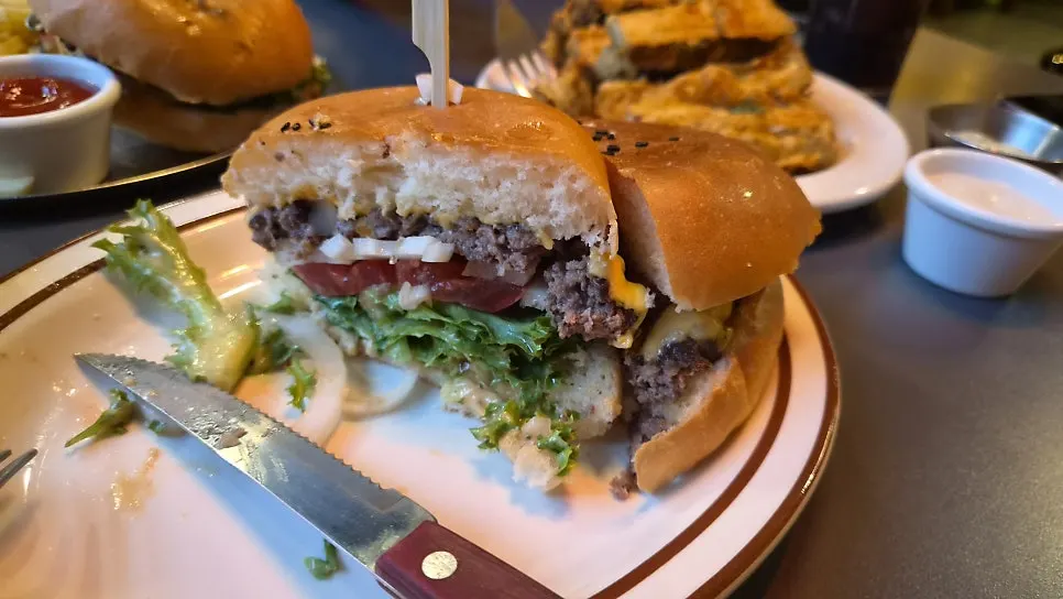 Cross-section of the Classic Burger's Hanwoo patty