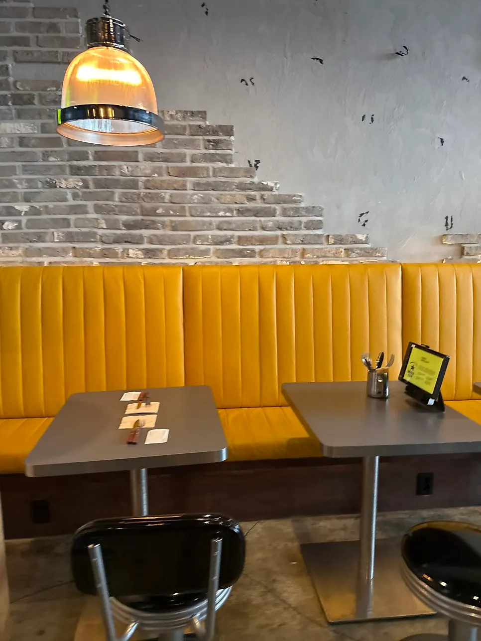 American diner-style interior of Daily Fix Euljiro