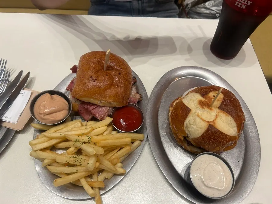 Fries and dipping sauces served with the set