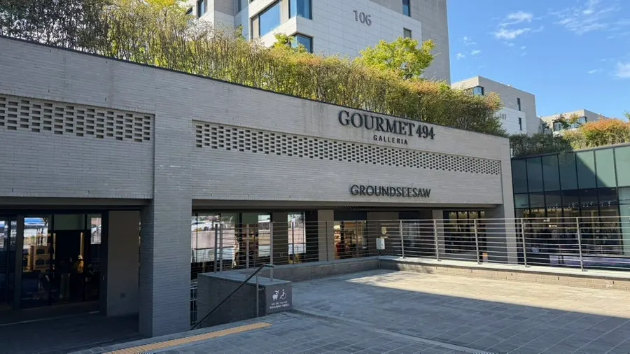 Entrance to the Nine One Hannam retail complex food court
