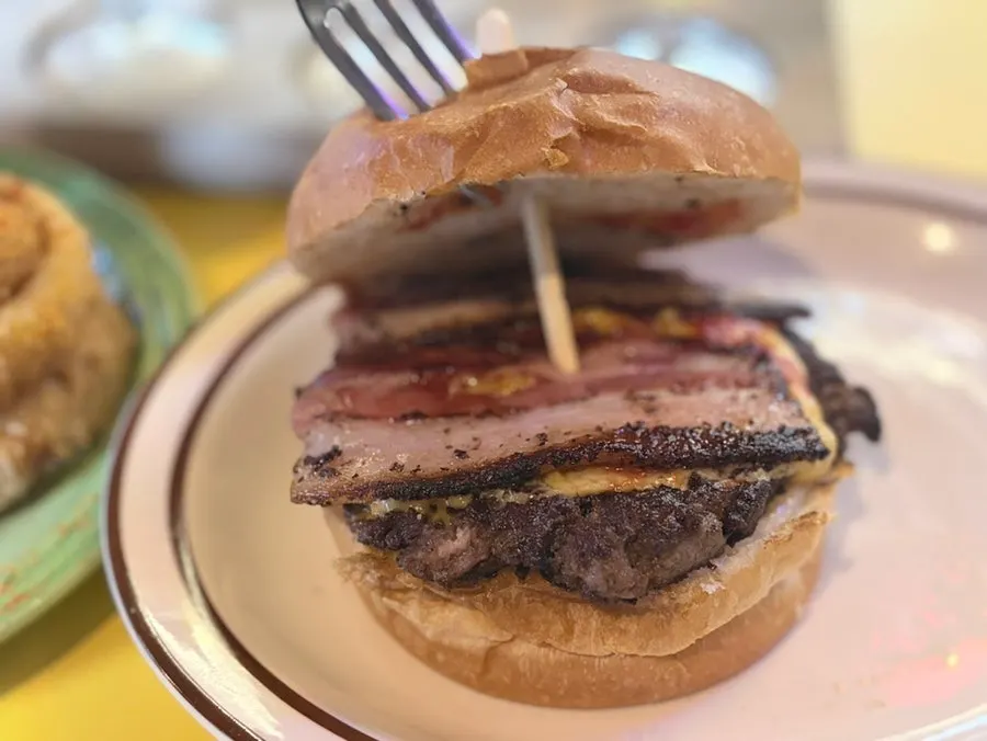 Daily Fix bacon cheeseburger