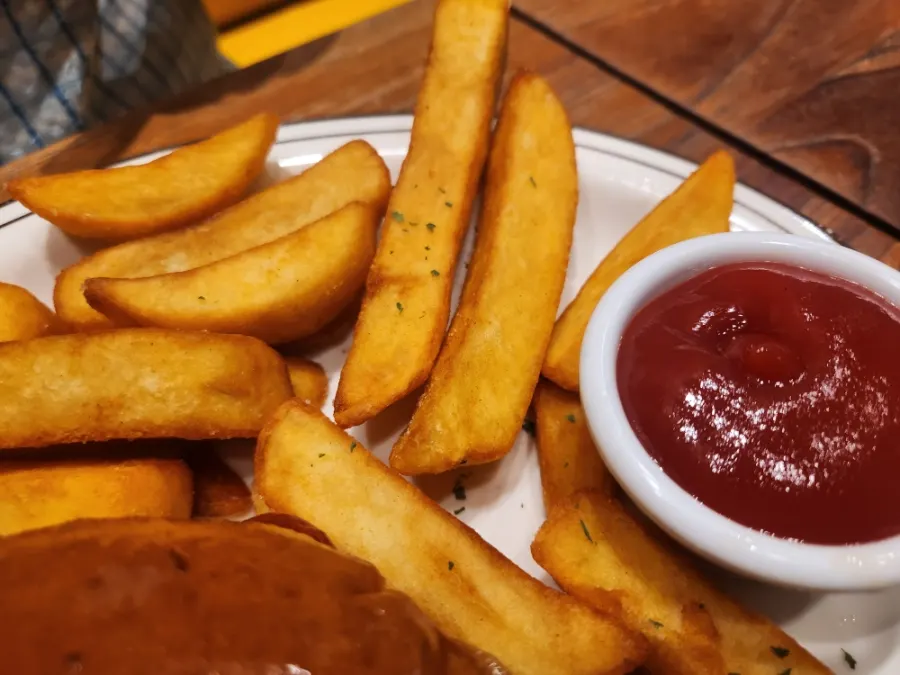 18mm thick-cut fries