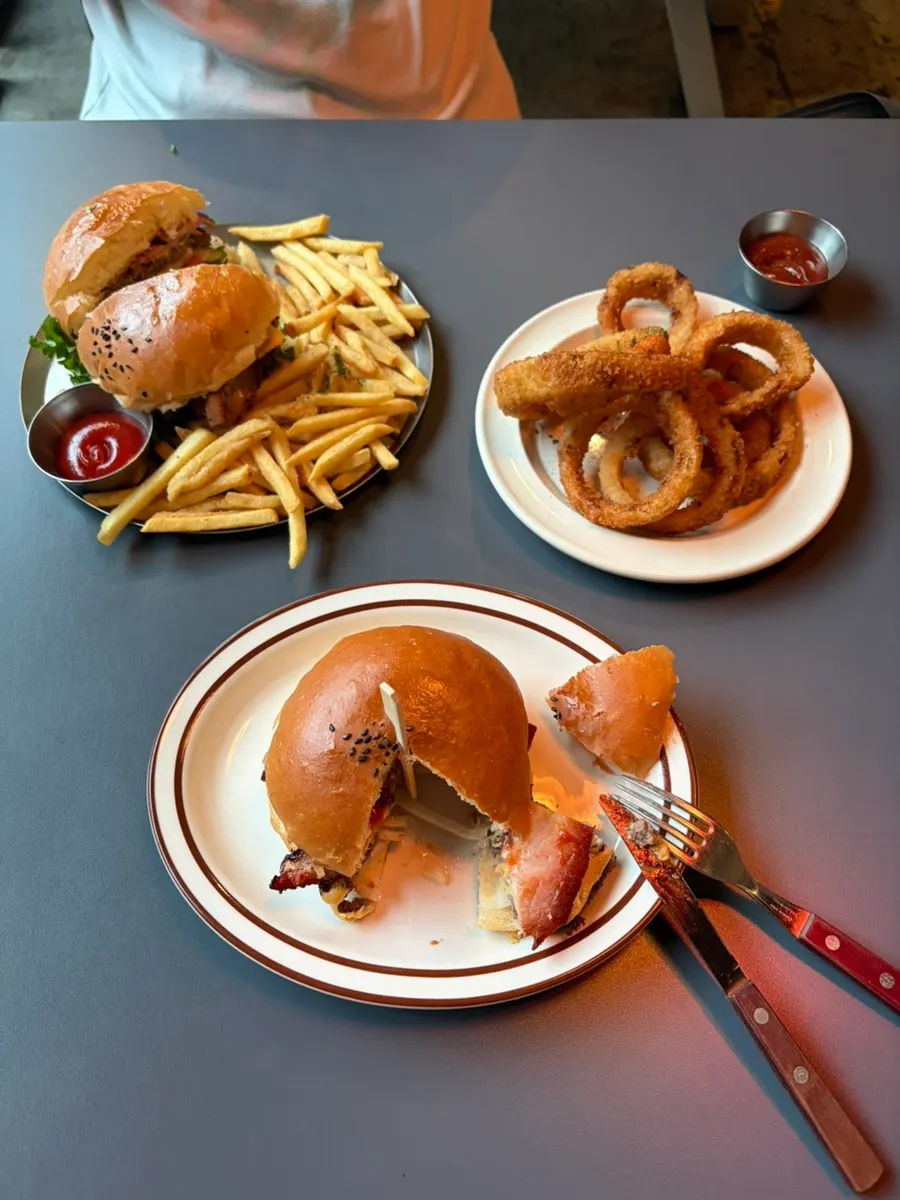Classic Burger with 2 extra house-made bacon slices