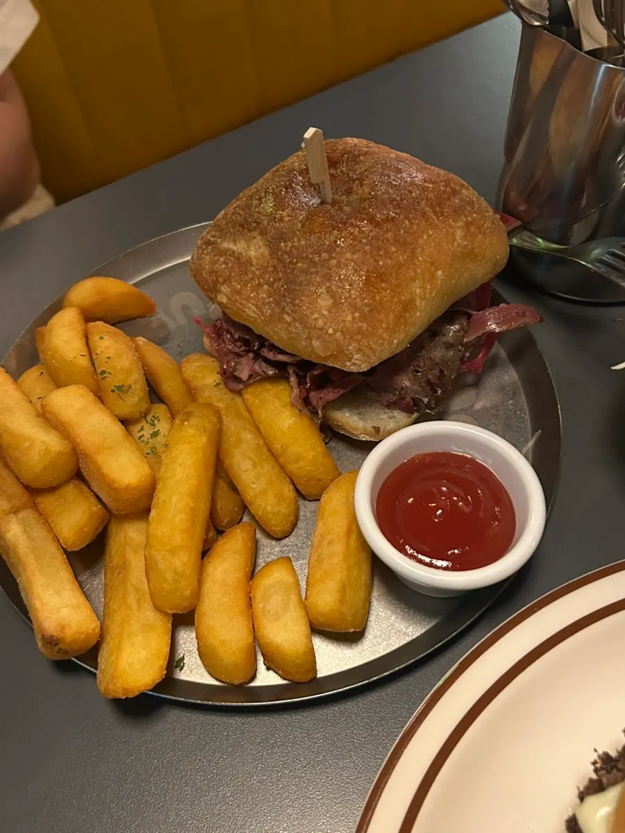 18mm fries with the sandwich set