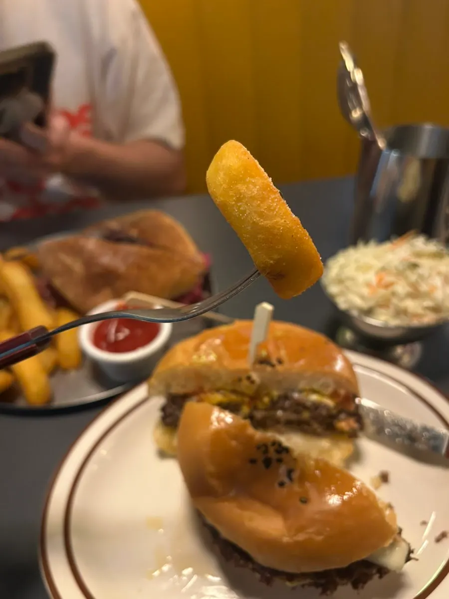 Thick-cut 18mm fries