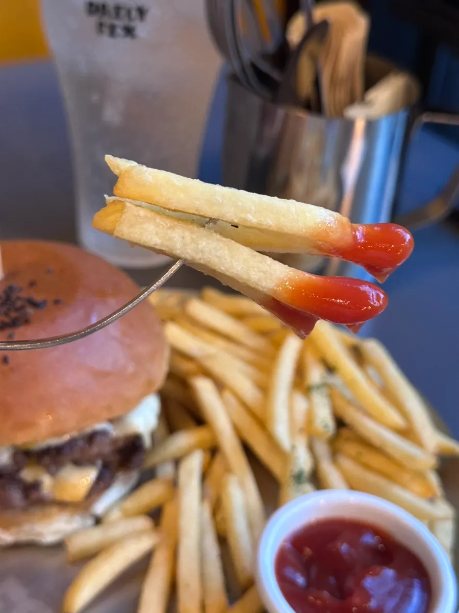 Freshly fried Daily Fix french fries
