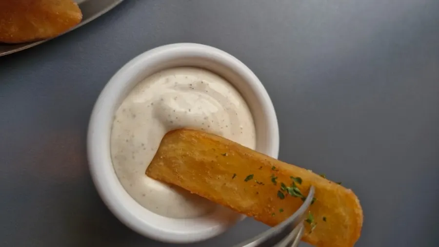 Thickly cut 18 fries