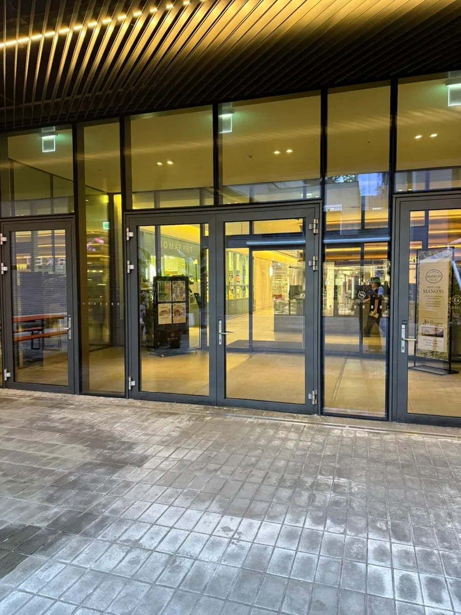 Entrance to the Nine One Hannam food court