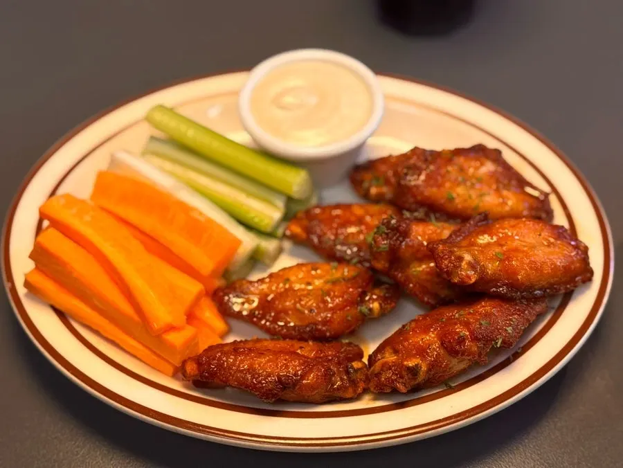 Daily Fix chicken wings side dish