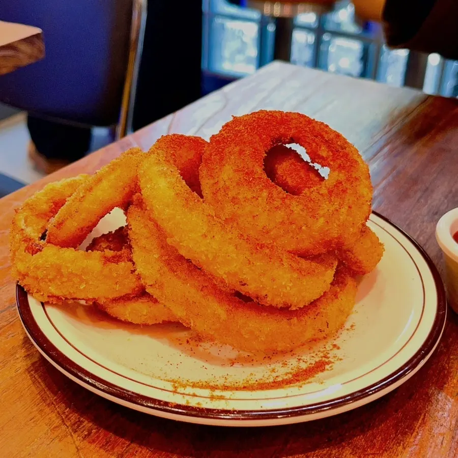 Seasoned onion rings at Daily Fix