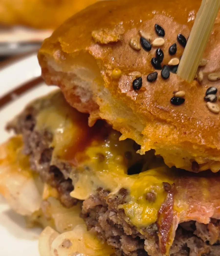 Classic cheeseburger split to share
