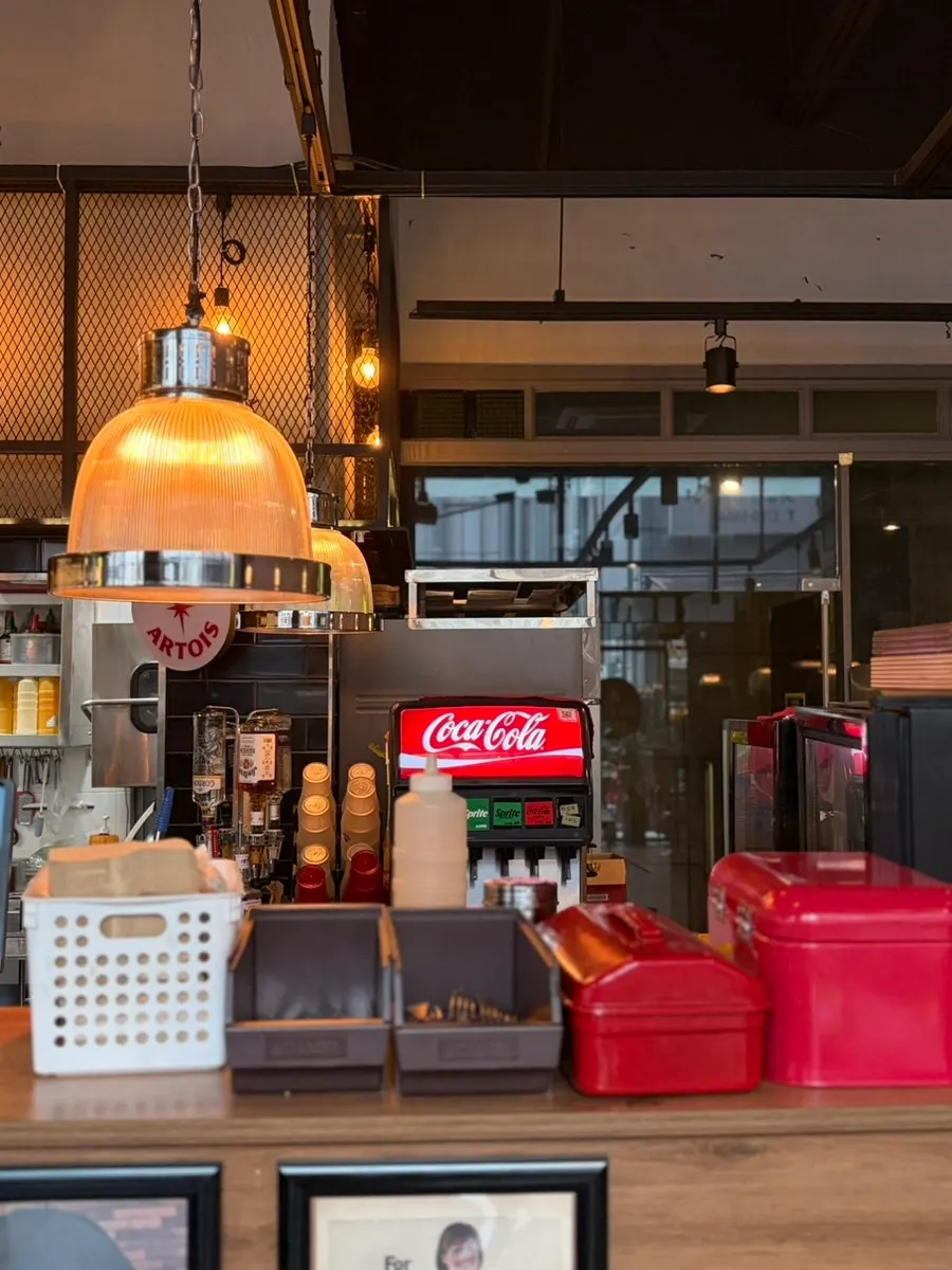 Quiet interior of Daily Fix during off-peak hours