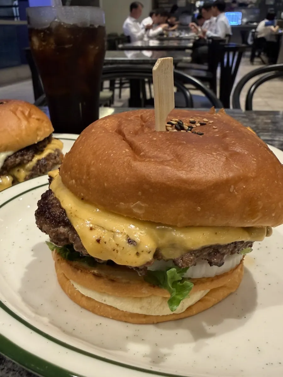 Plated classic burger
