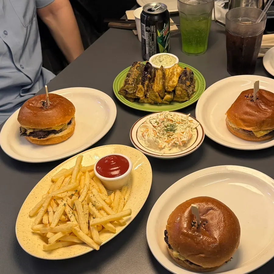 Signature handmade burger at Daily Fix Seocho Gyodae Branch