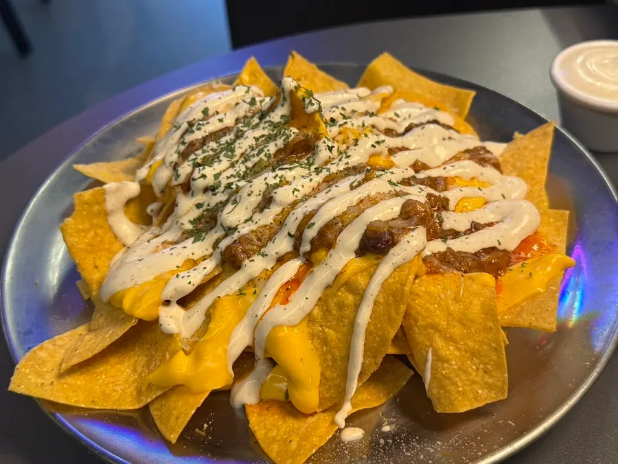 Daily Fix's signature chili cheese nachos