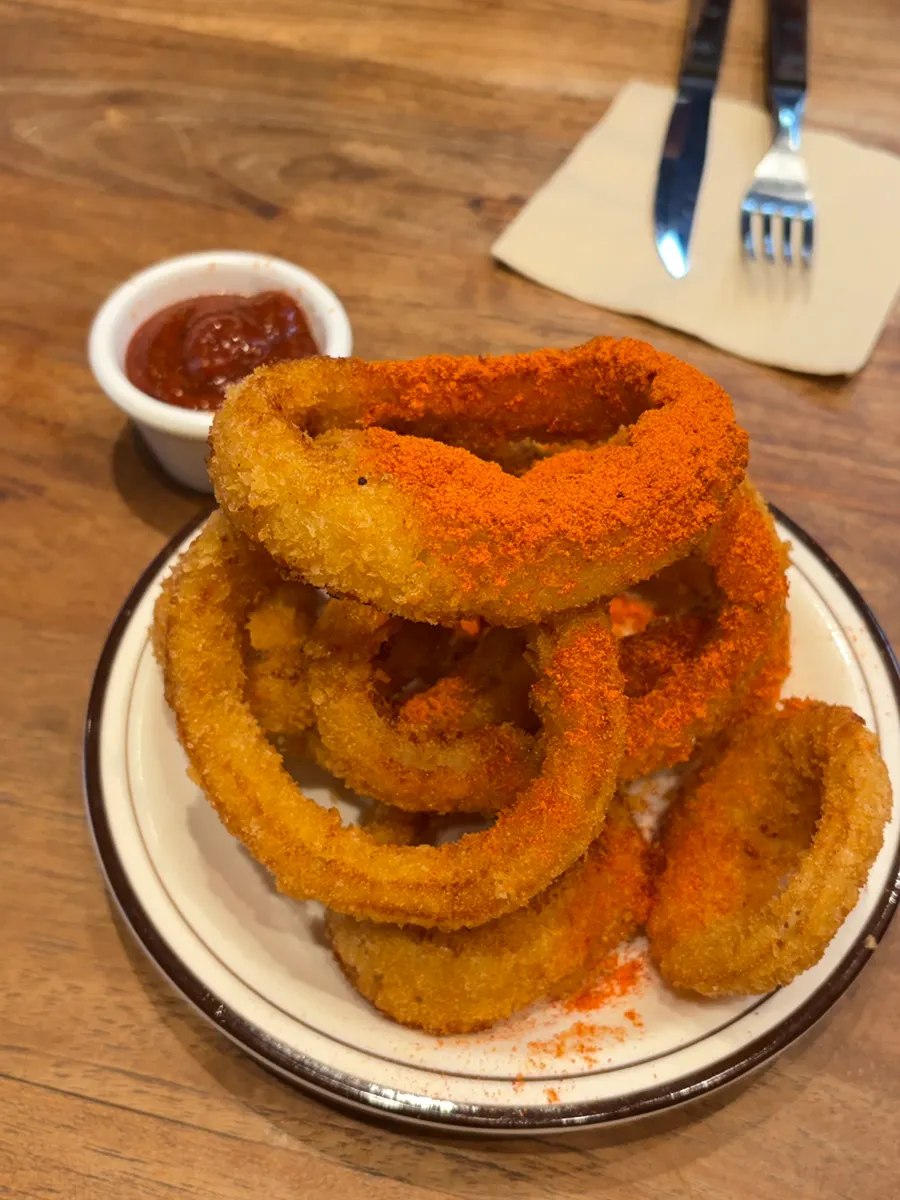 Daily Fix onion rings and coleslaw