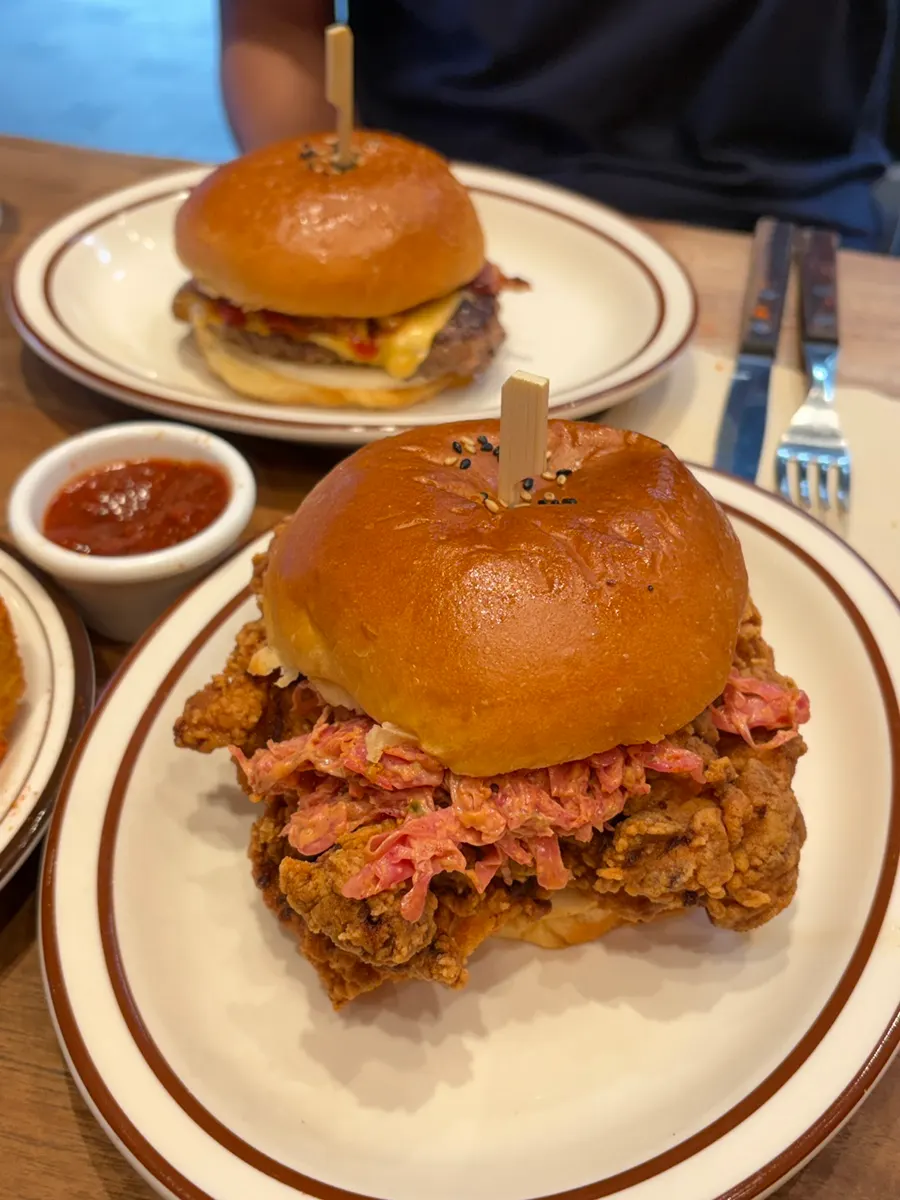 Vertical shot of the Daily Fix chicken burger