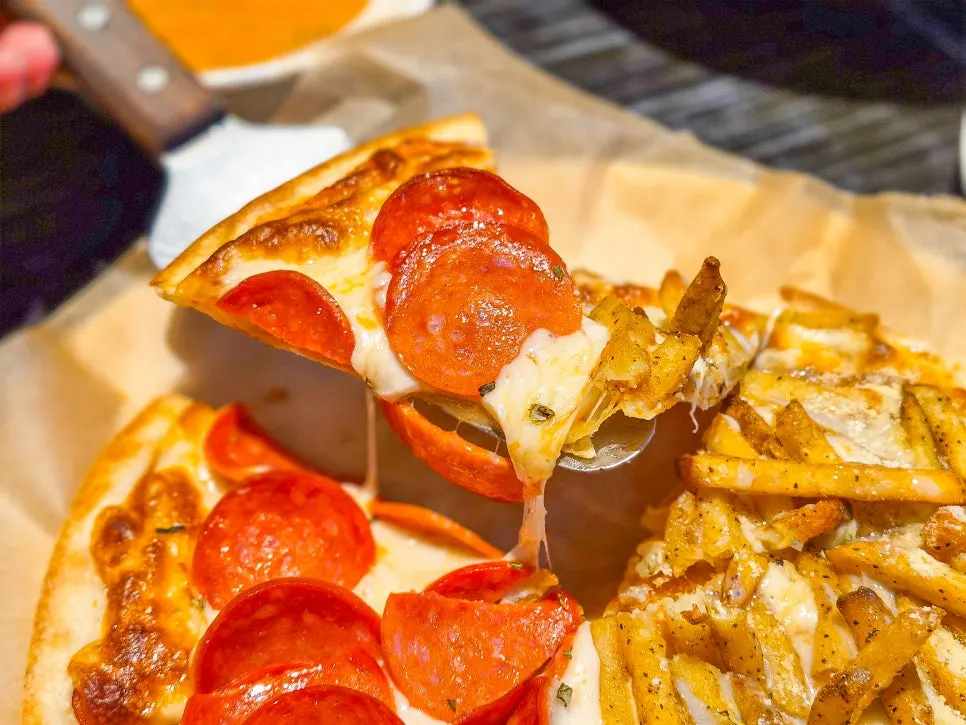 Potato and pepperoni pizza arrangement