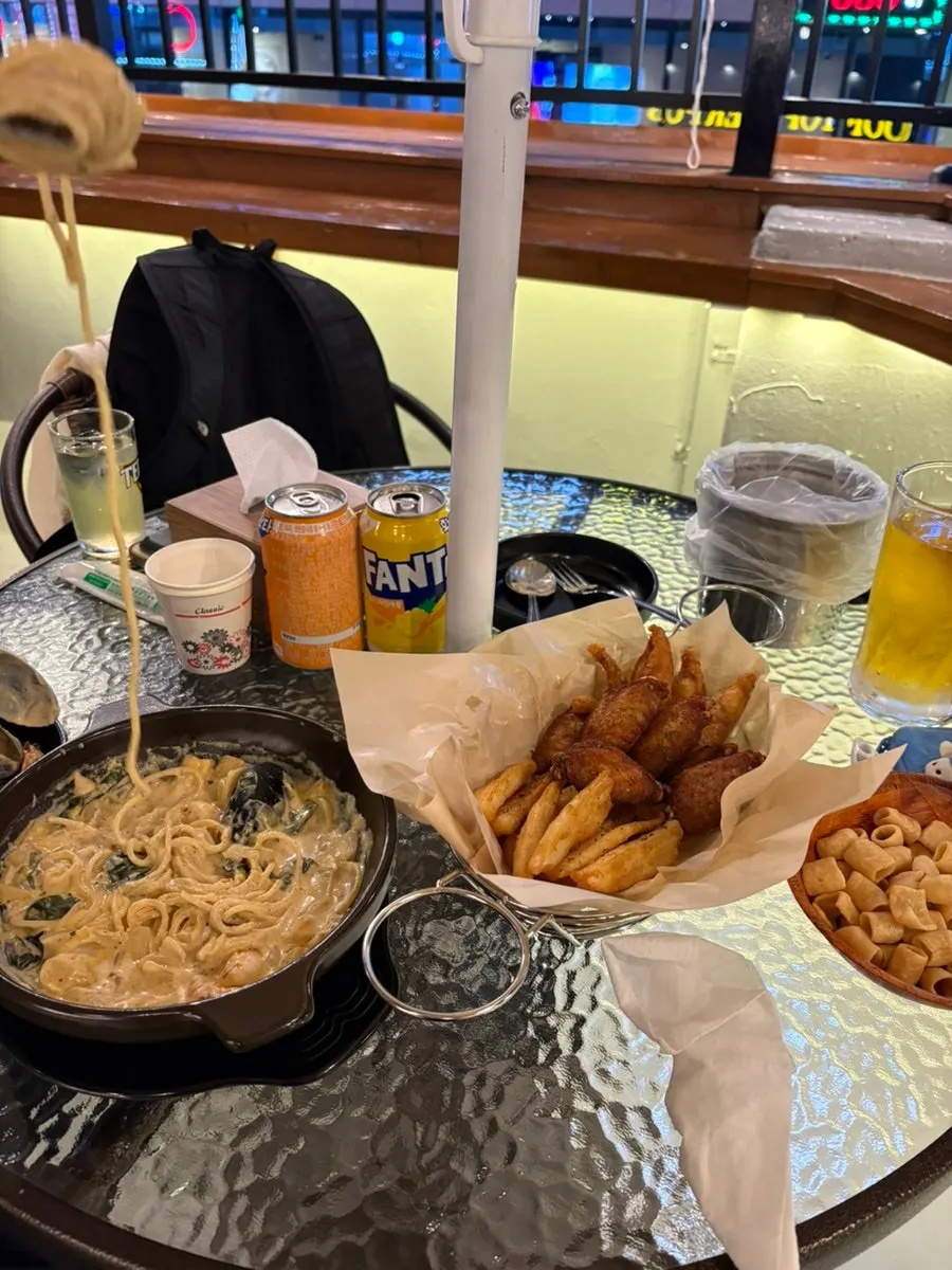 Four pieces of chewy gyoza fry
