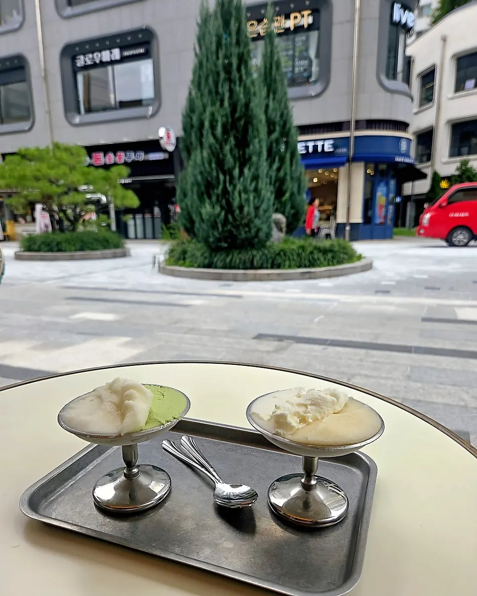 Cup of basil milk and Jeju lemon gelato
