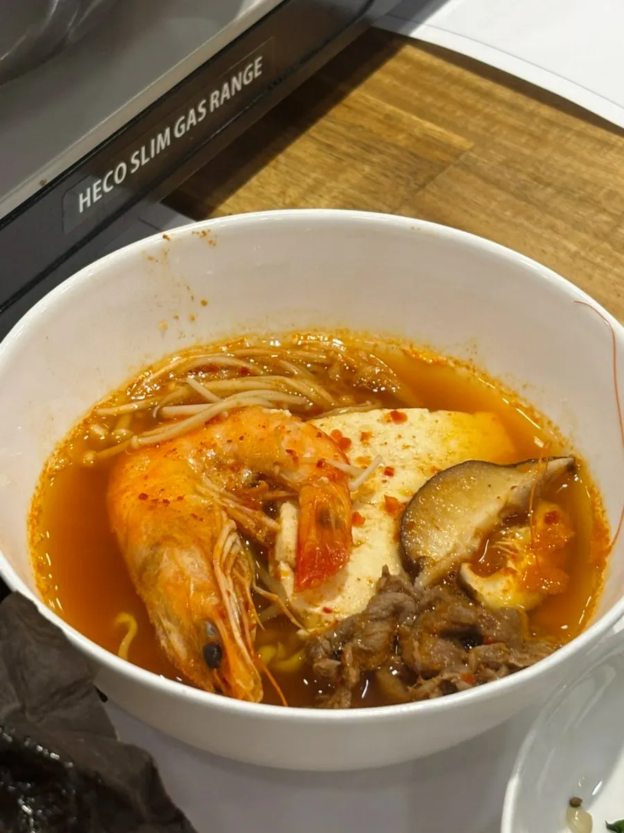 회령두부전골 클로즈업