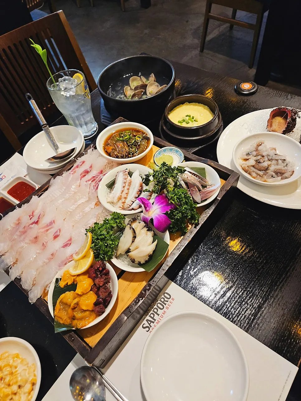 Sashimi platter with red snapper, flatfish, and seasonal fish