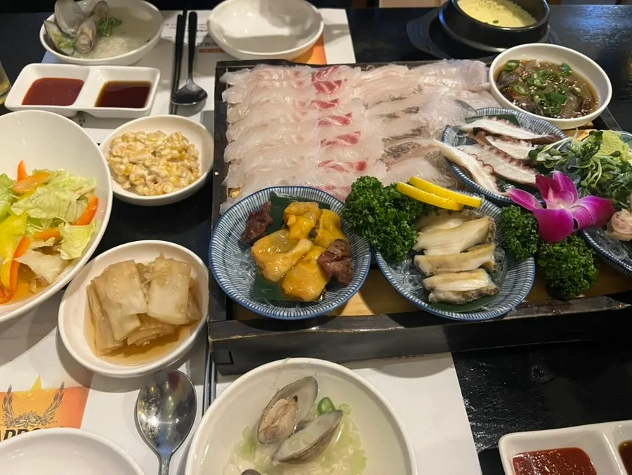 Menu board at Damiseon Gangnam Station Branch