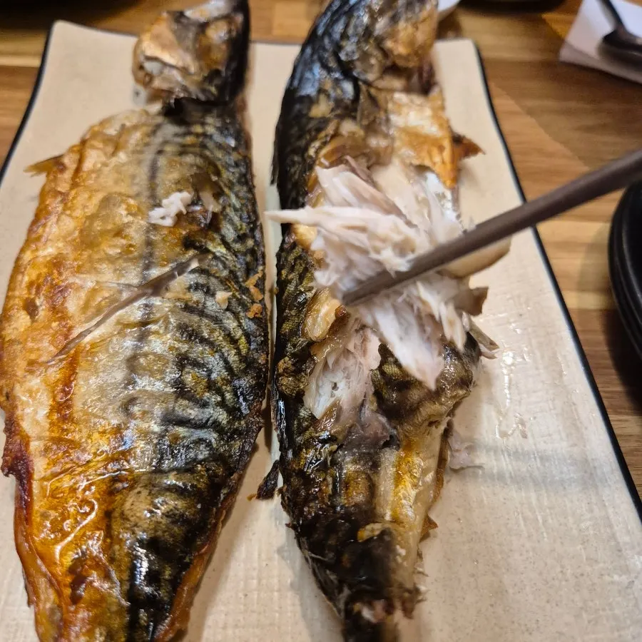 노르웨이 고등어를 사용한 생선구이