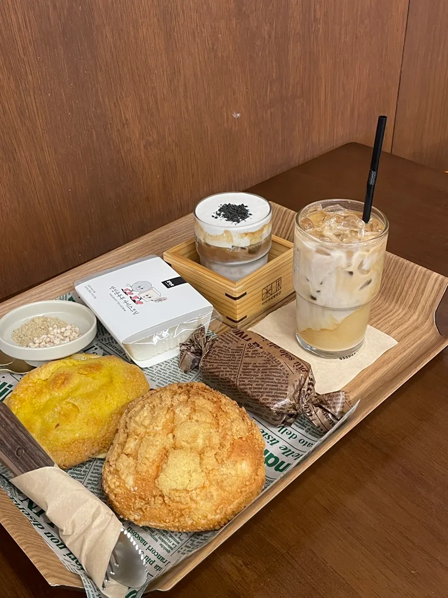 Order kiosk at MIMI Coffee Mill