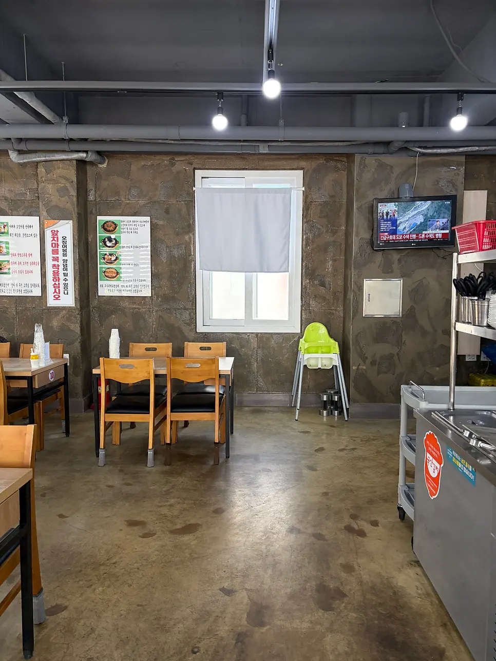 Relaxed restaurant interior for a leisurely meal
