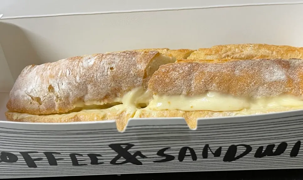 Cross-section of the plain tofu cream cheese baguette