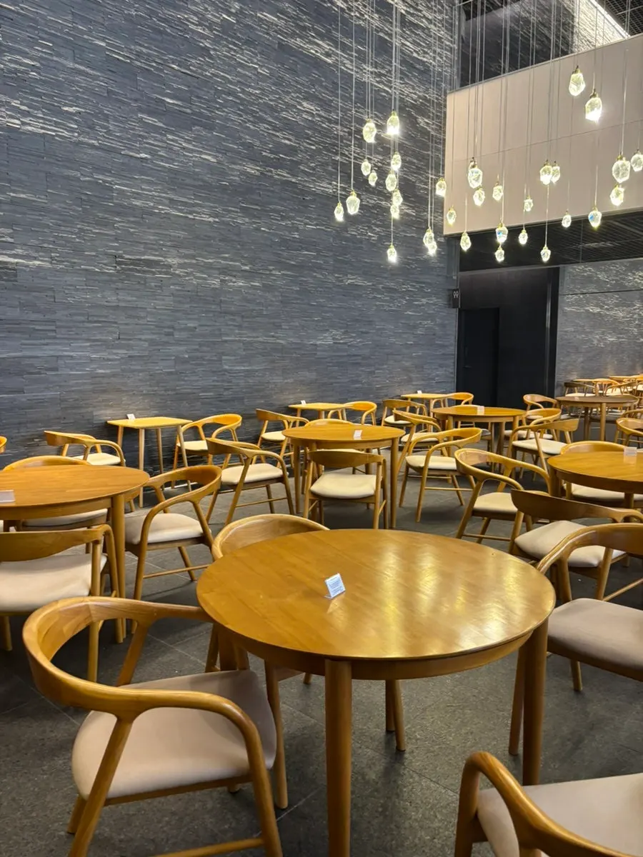Quiet interior of Dance Dance Dance Seoul Station in the afternoon