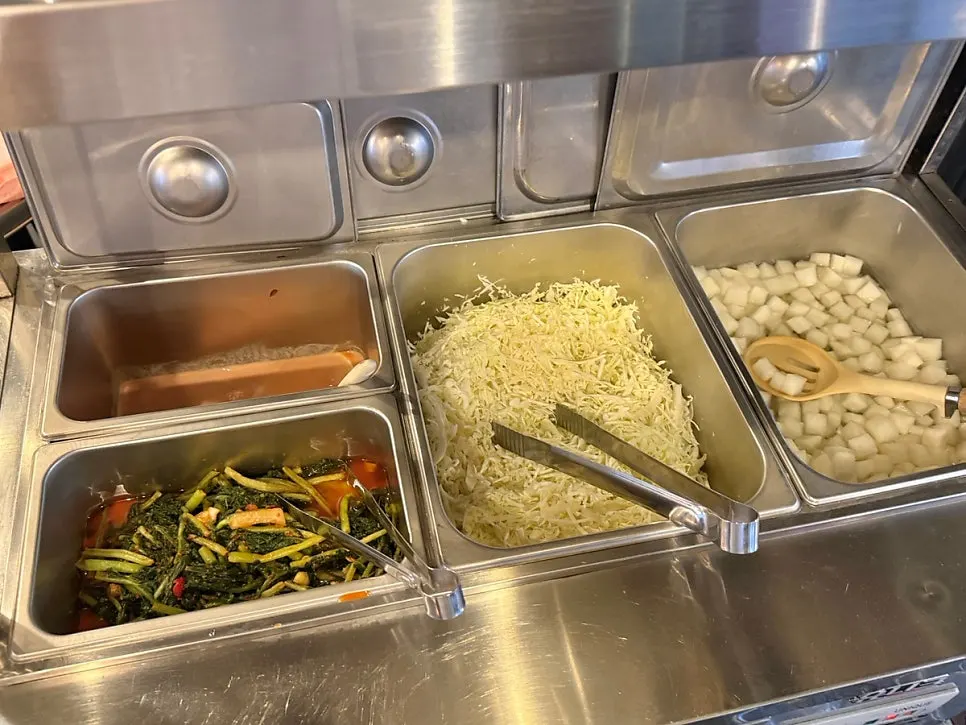 Whole-chicken side dish selection