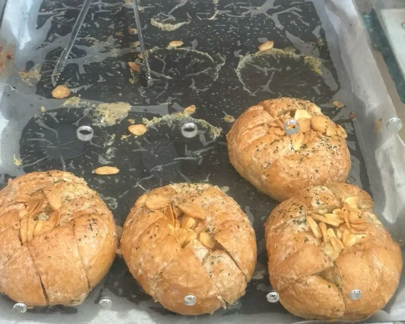 Baguette garlic bread from Danppang Bakery