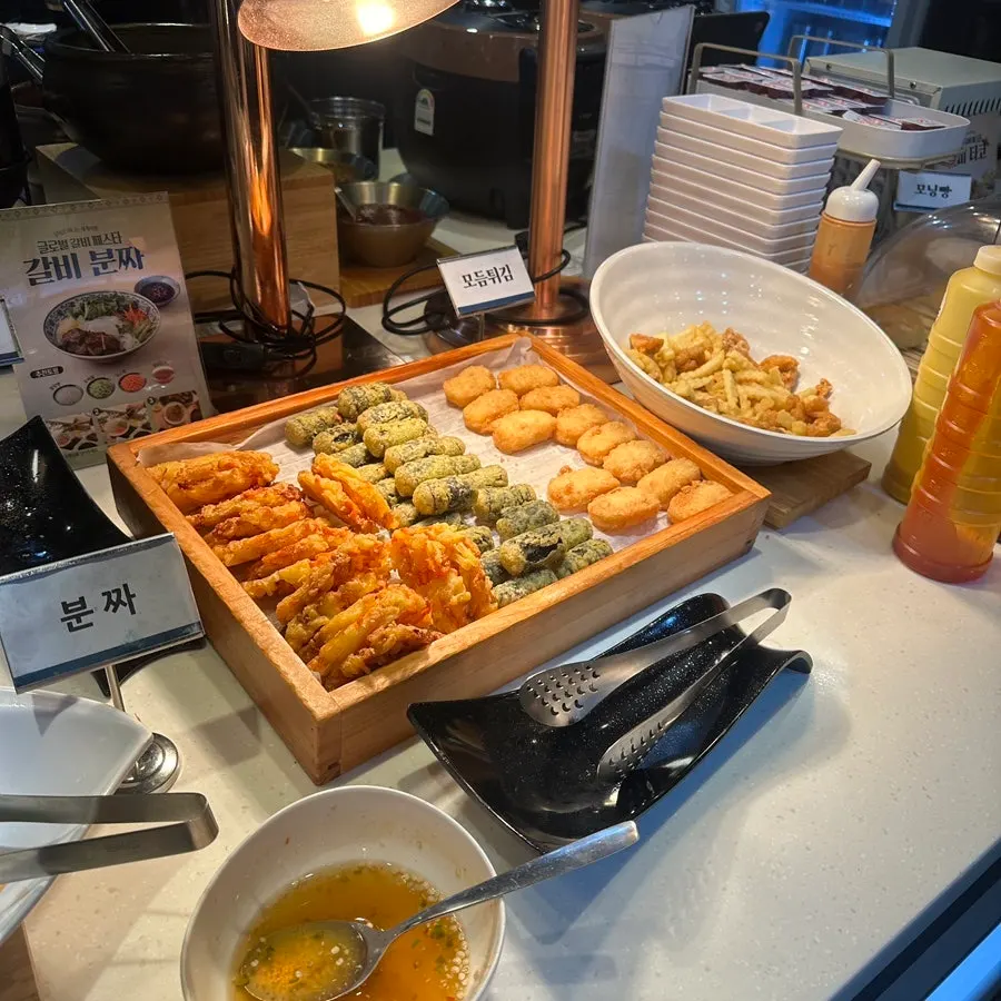 Dining at Myeongnyun Jinsa Galbi Dangjin Gijisi Branch