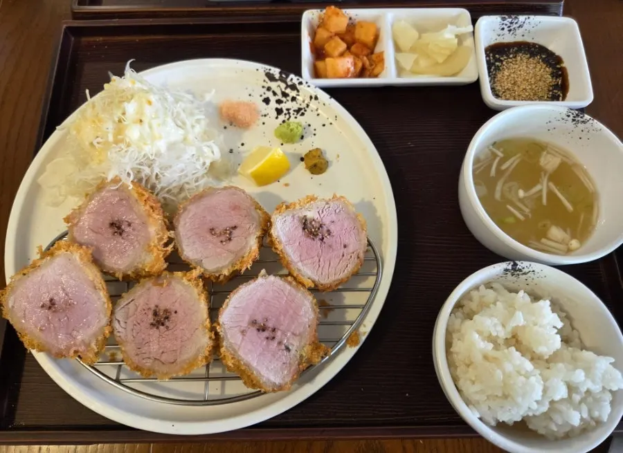 Cold soba noodles served with wasabi