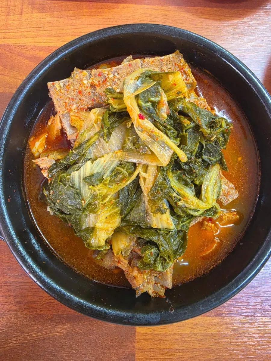 Ugeoji lifted out of the pork bone soup