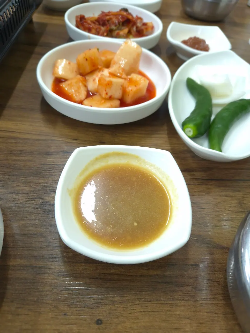감자탕 얼큰 소짜 주문 후 차려진 상