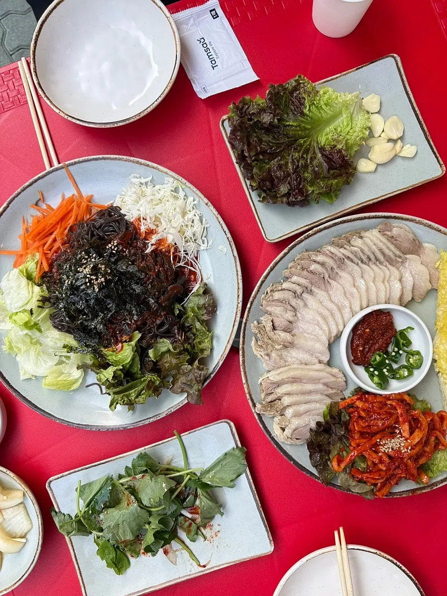 Bossam set menu board at Cheongun Bossam Dangsan Branch