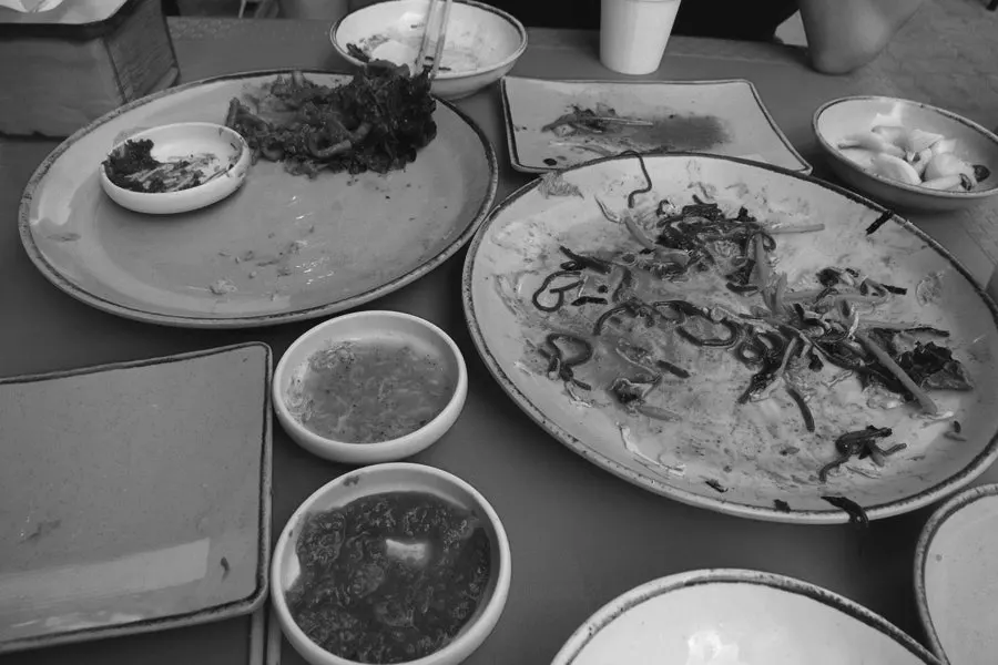 Empty plate from the bossam set, finished clean