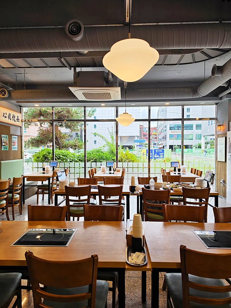 Table at Cheongun Bossam Dangsan Branch after finishing the meal