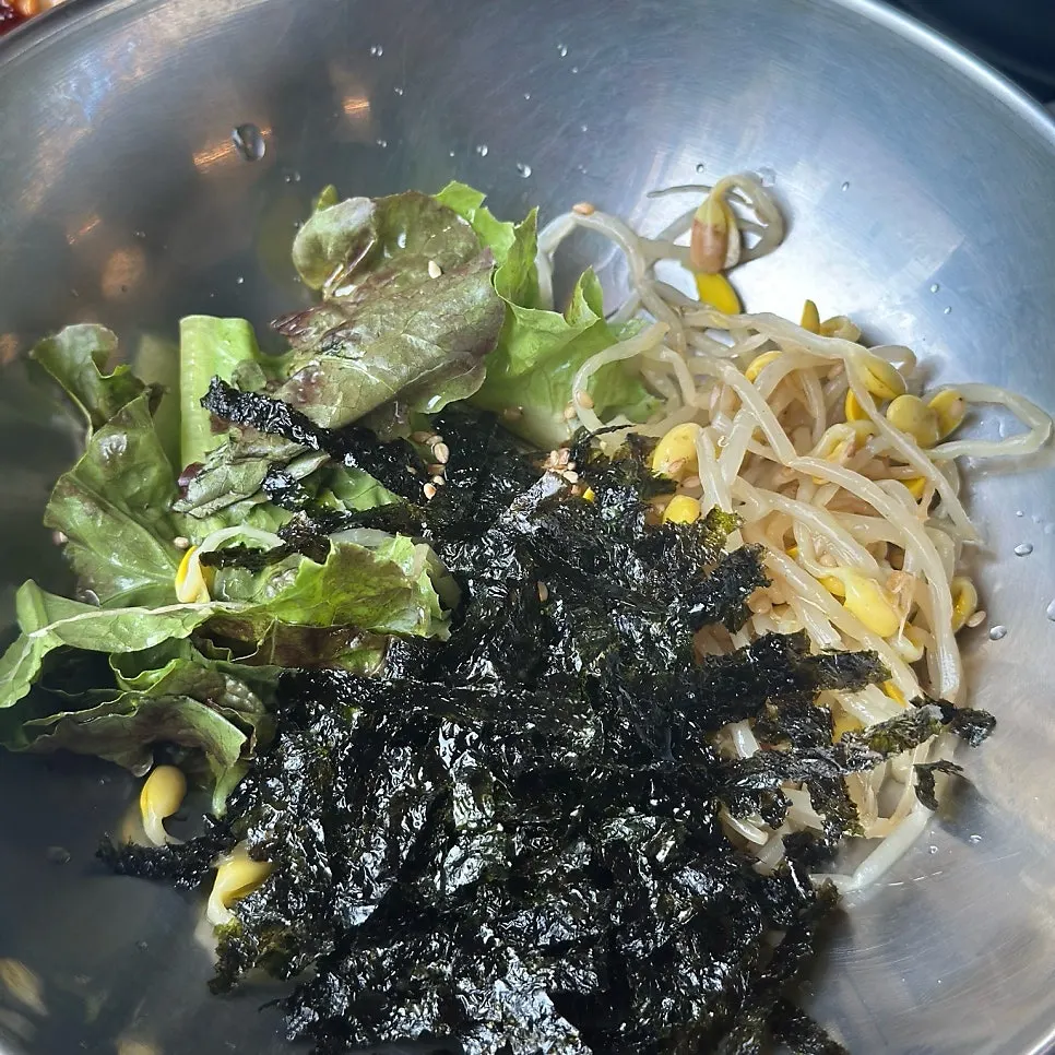 Mixing bowl and kimchi bean sprout soup for the octopus set