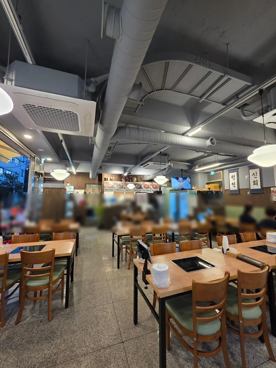 점심 쭈꾸미정식과 보쌈정식 메뉴 안내