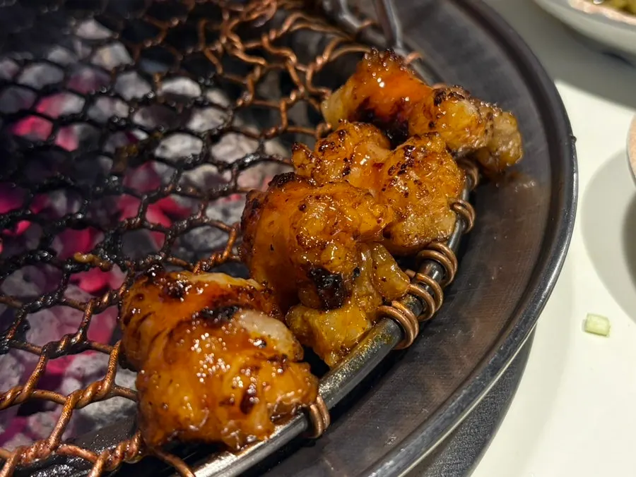 Gopchang dipped in cheongyang-chili soy sauce